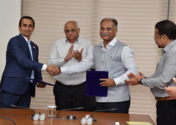 અમેરિકન કંપની ટ્રાઇટન કચ્છમાં ઇલેક્ટ્રિક કમર્શિયલ વેહિકલ પ્લાન્ટ શરૂ કરશે