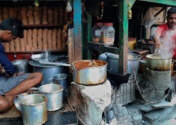 ચાય ગરમ ચાય… ચાવાળાના ખીસા કરે ગરમ